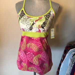 Patterned athletic tank top